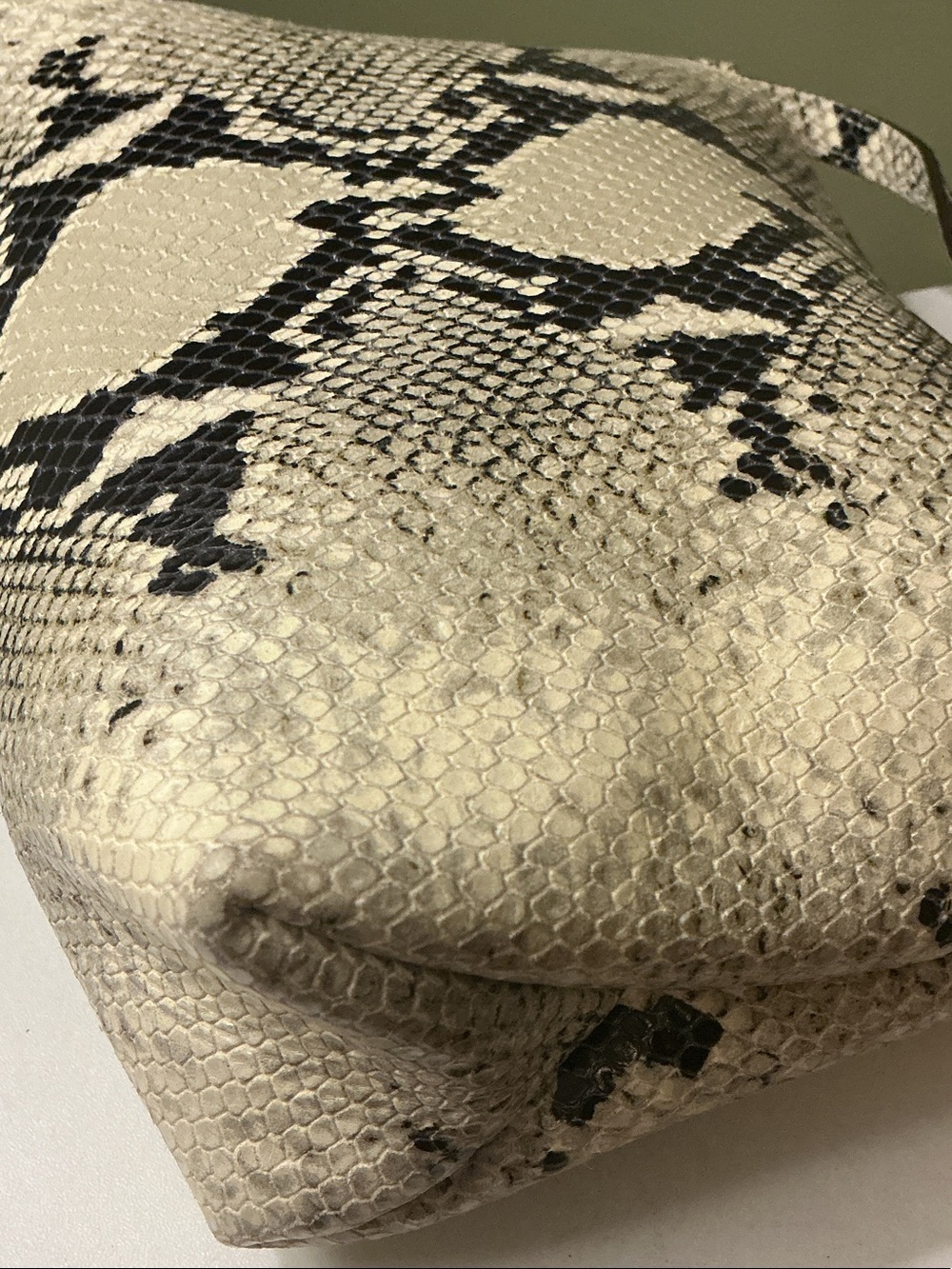KHAITE Lina Medium Crossbody Bag Natural Python Embossed Leather Cream Black COA - Picture 7 of 16